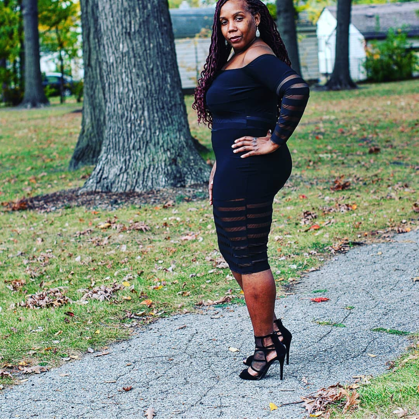 Black Off-shoulders Arie Panel Dress